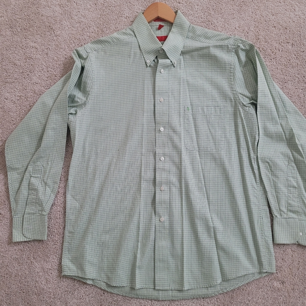 Long Sleeve Button-down Shirt In Light Green With A Checkered Pattern In Size L.